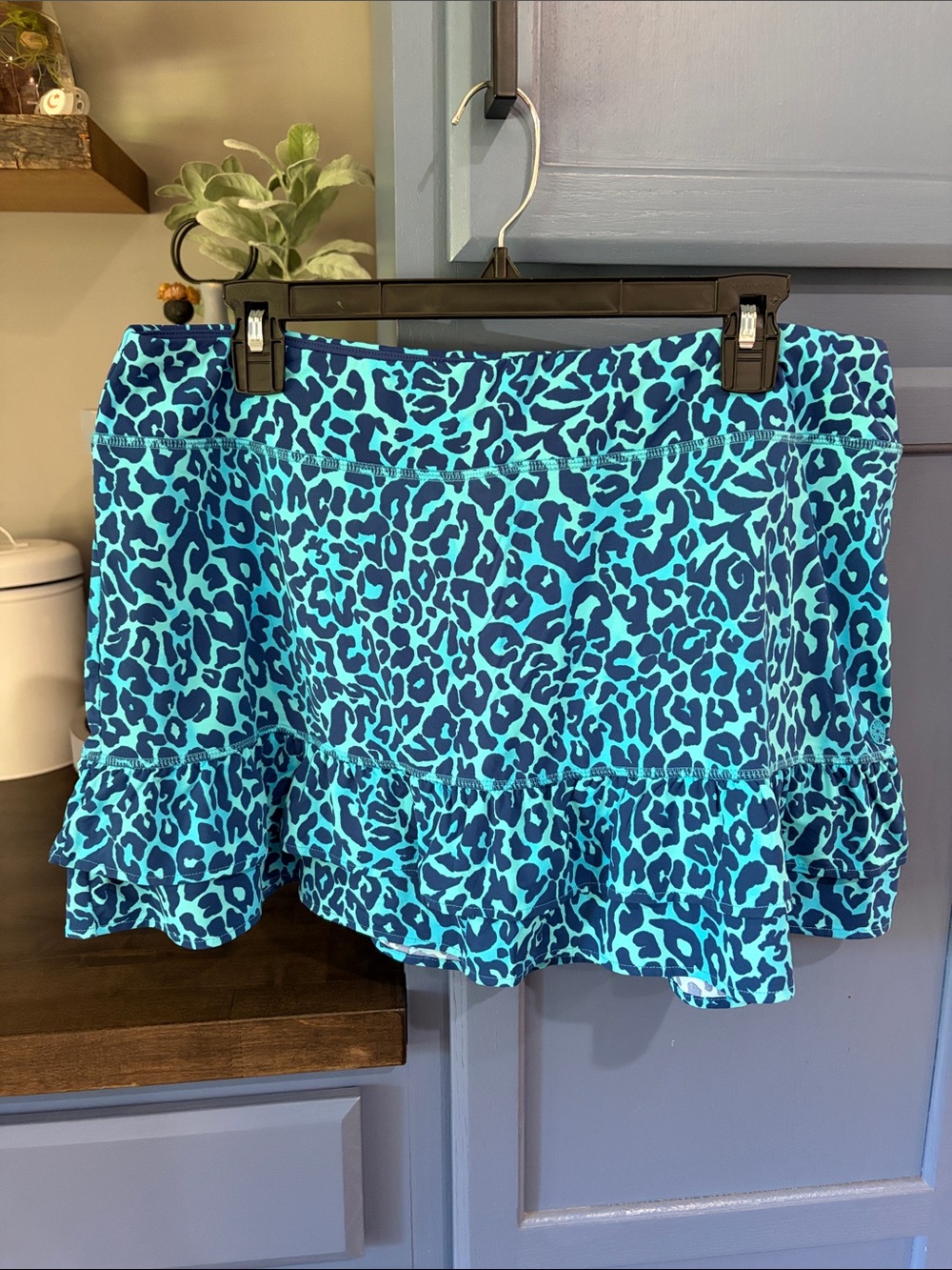 Lilly Pulitzer Turquoise & Navy Leopard Ruffle Athletic Skirt